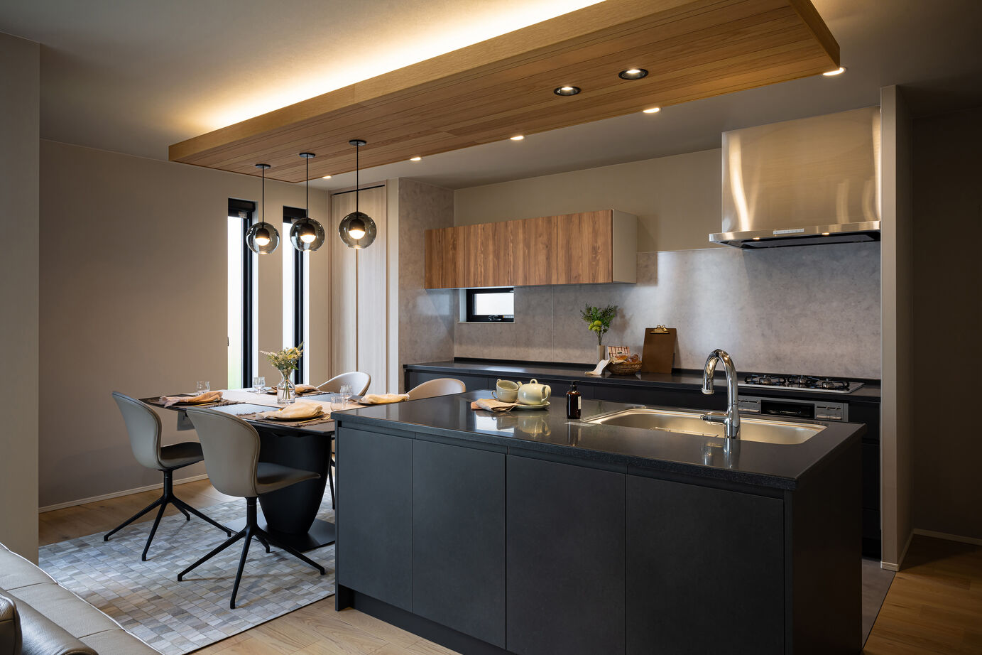 高翔 【兵庫県西宮市】内と外がつながる開放的な空間で、家族の笑顔が広がる家の建築実例画像3