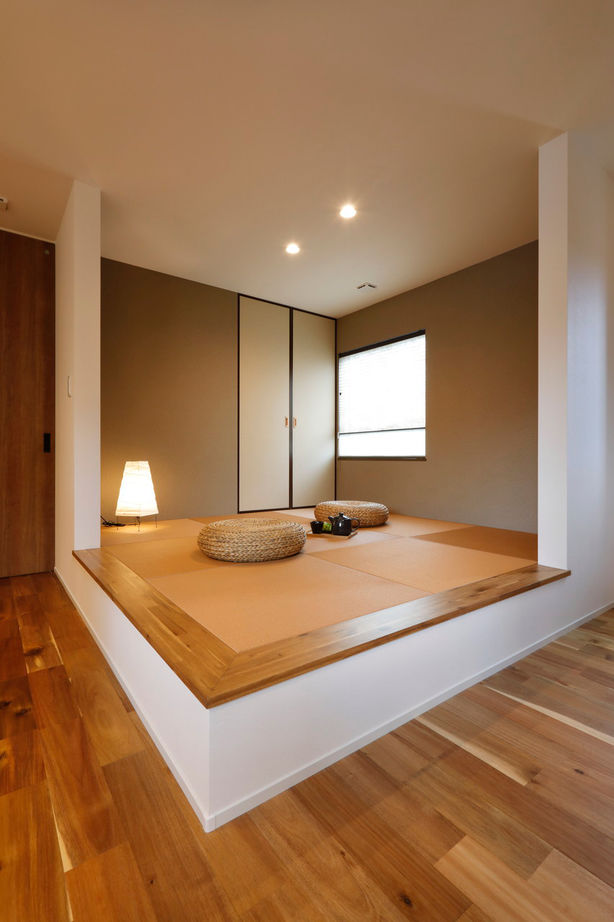 アイムの家熊本（トータルインフォメーション） 【2000～2499万円／小上がり式の和室＆寝室／鉄骨階段】吹き抜けLDKと庭が土間でつながる開放的な家の建築実例画像3