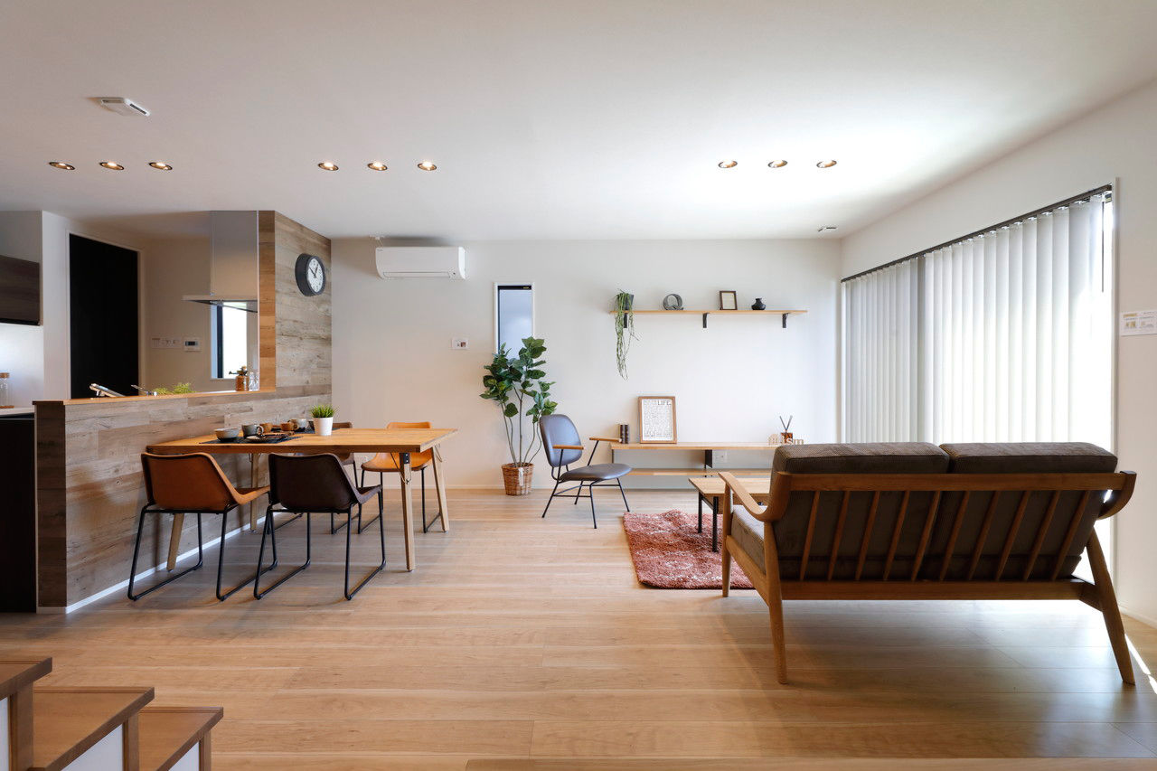 アイムの家熊本（トータルインフォメーション） 【1000万円台後半／自由設計／家事ラク動線／大容量収納】モダンなインテリアが映える子育てしやすい家の建築実例画像3