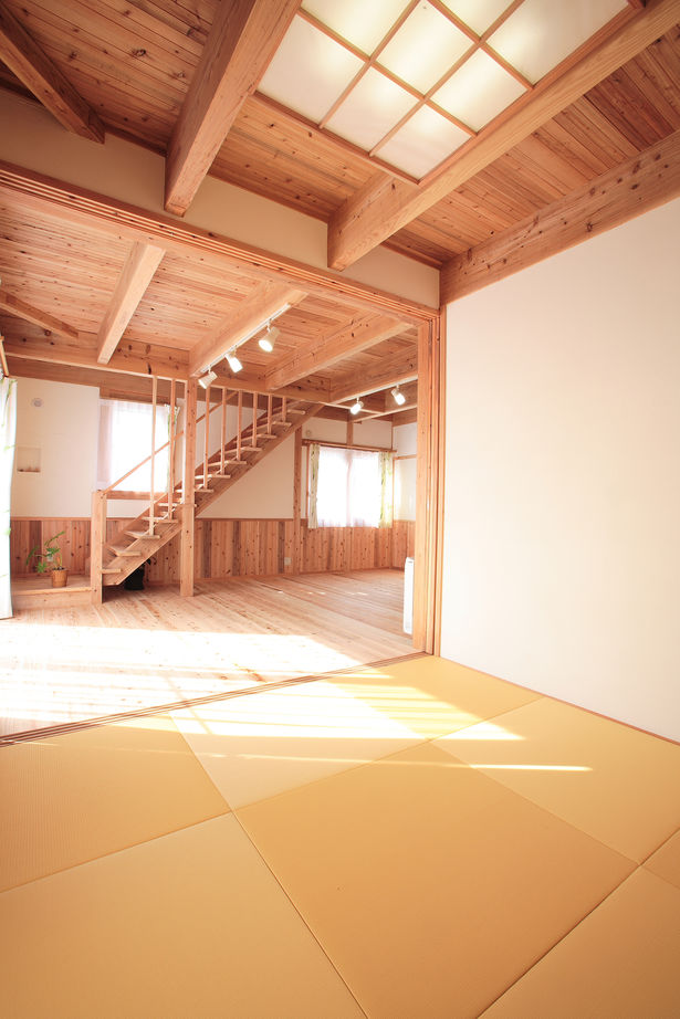 寿工務店 【2800～2899万円/38坪】『音響熟成木材・幻の漆喰・清活畳』心の芯から寛げる、自然の息吹が感じられる家の建築実例画像6