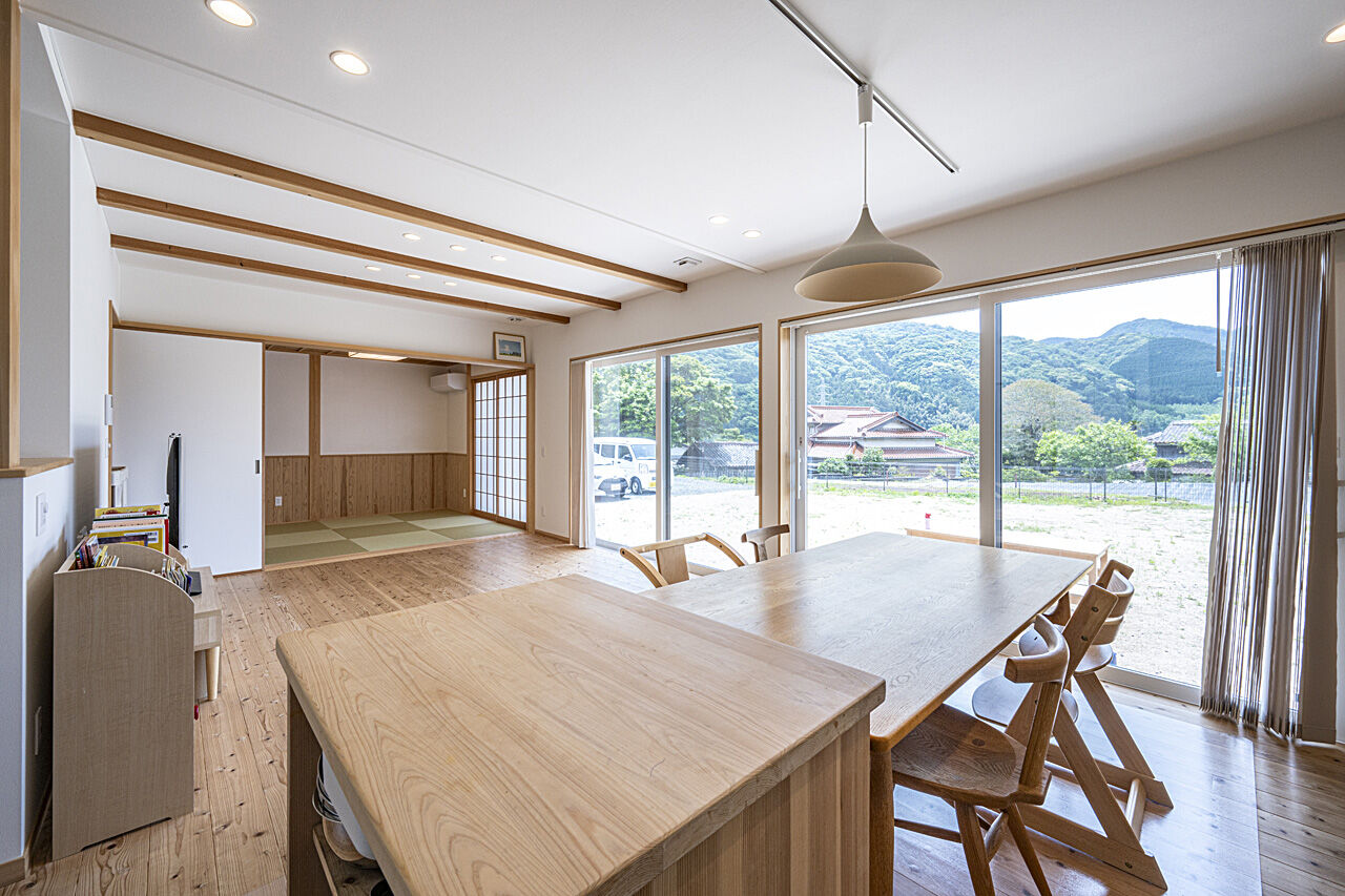 寿工務店 無垢材+自然素材で「ちょい田舎暮らし」を楽しむ、心と身体にやさしいお家の建築実例画像2