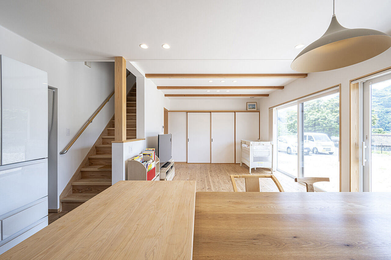 寿工務店 無垢材+自然素材で「ちょい田舎暮らし」を楽しむ、心と身体にやさしいお家の建築実例画像3