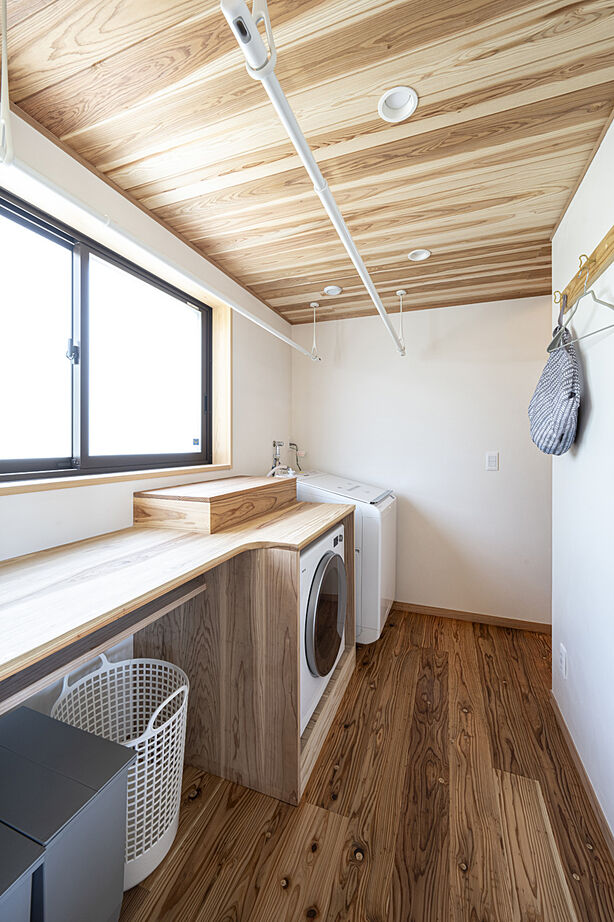 寿工務店 【平屋+小屋裏】家づくりを知りつくす夫妻が建てた、表情豊かで美しい山口県の平屋の住まいの建築実例画像6