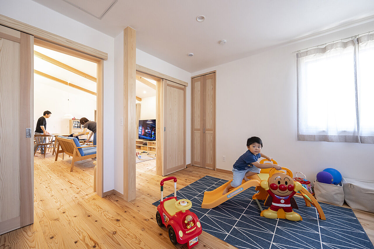 寿工務店 【平屋+小屋裏】家づくりを知りつくす夫妻が建てた、表情豊かで美しい山口県の平屋の住まいの建築実例画像9