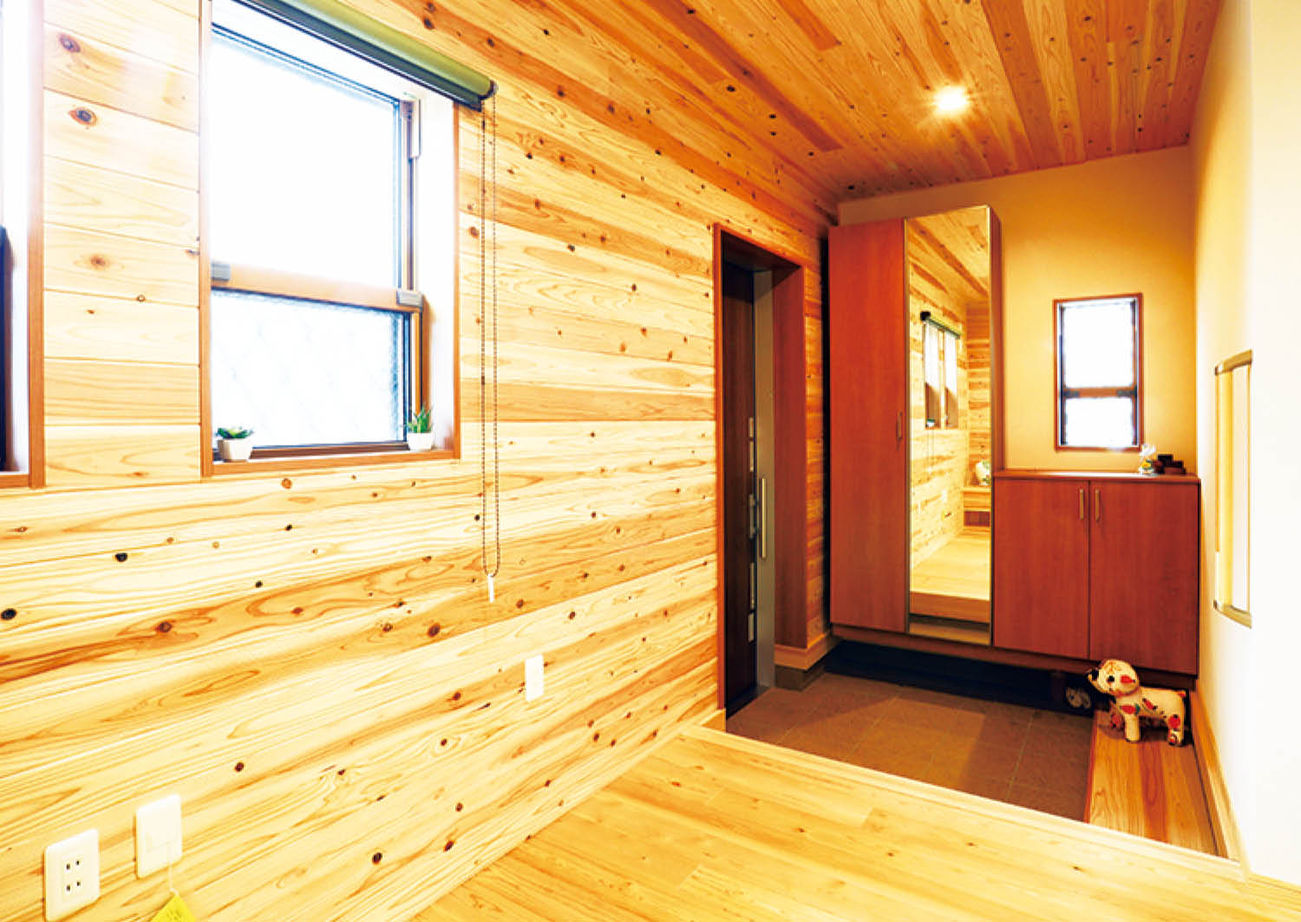 夢工房 【大阪府/2000万円台/狭小/20坪/】大阪府で2000万円台で建てた天然木の狭小住宅の実例（間取り図あり）の建築実例画像2