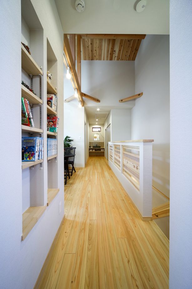 夢工房 【2000万円台/大阪府大阪市/自然素材の家】シラス壁と無垢材の高断熱&都市型住宅の建築実例画像9