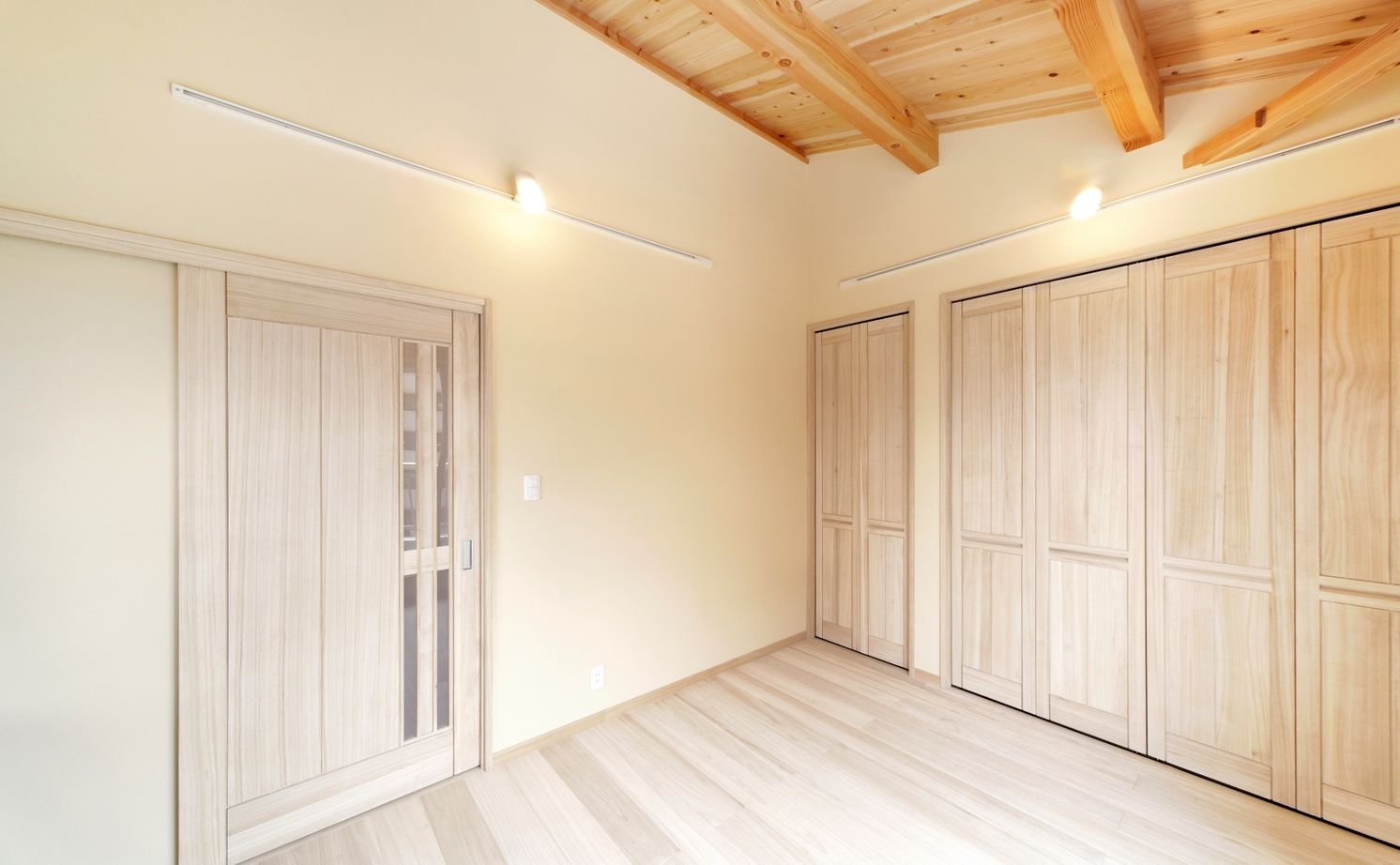 夢工房 【2000万円台/大阪府八尾市/3階建て/狭小地】3世代家族が心地よく住む木の家の建築実例画像4