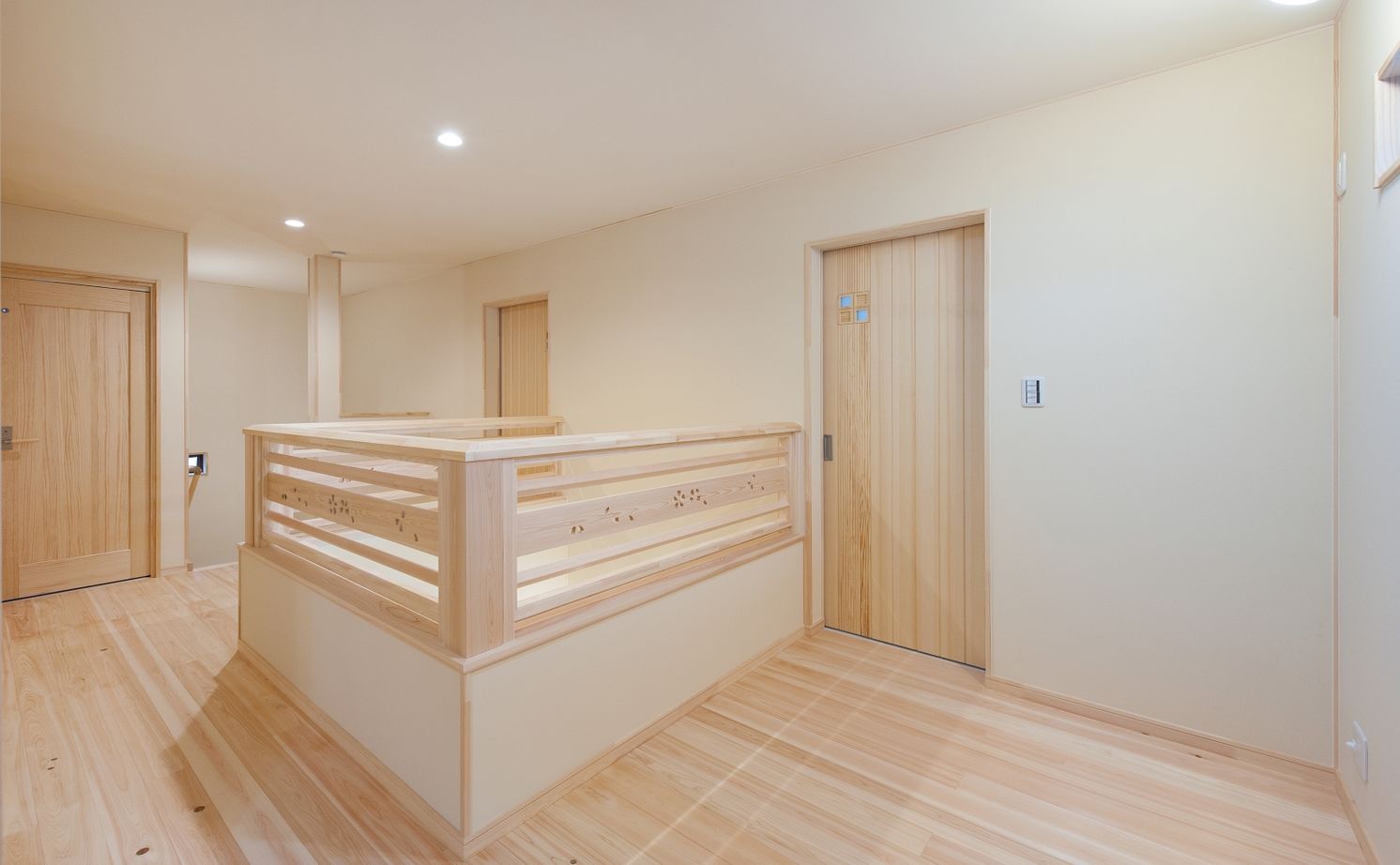 夢工房 【2000万円台/大阪府大阪市/3階建て/2世帯住宅】防火地域で無垢材たっぷりの木造３階建てを実現の建築実例画像7