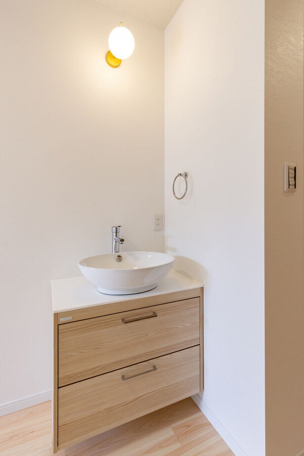 夢工房 【大阪府大阪市/２階建て/家事ラク】自然素材が生み出す憩いの空間。家事動線を工夫した住まいの建築実例画像10