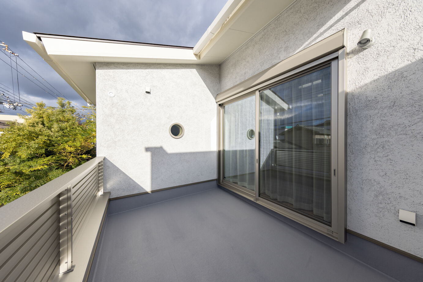 夢工房 【大阪府大阪市/２階建て/家事ラク】自然素材が生み出す憩いの空間。家事動線を工夫した住まいの建築実例画像12