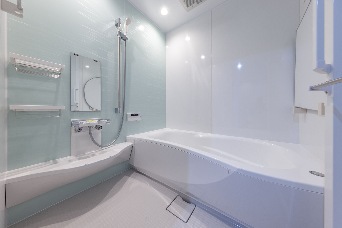 夢工房 【大阪府大阪市/２階建て/家事ラク】自然素材が生み出す憩いの空間。家事動線を工夫した住まいの建築実例画像13