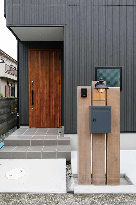 三心 【1700万円/吹き抜け/1LDK/間取り図】明るく開放的なリビングが中心の家。予算内でも自由度の高い注文住宅の建築実例画像7