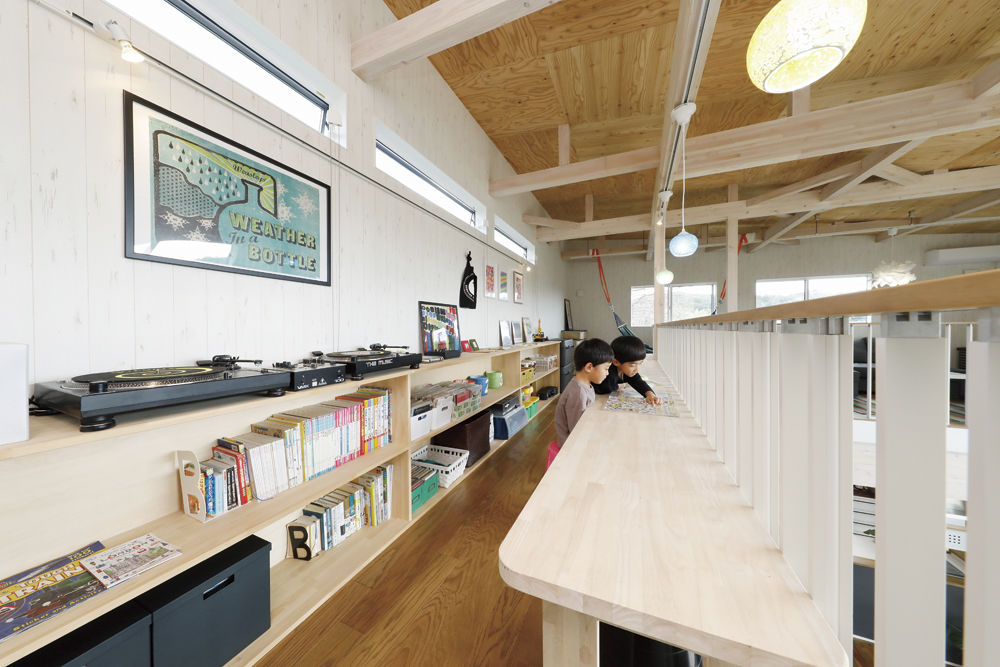 三心 【2000万円台/吹き抜け/玄関土間/収納/間取り図】家族が自然と顔を合わせる開放的な大空間LDKの注文住宅の建築実例画像7