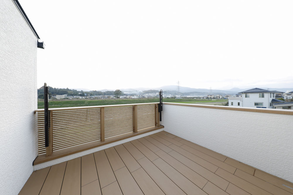 三心 【2000万円台/吹き抜け/間口5ｍ/間取り図】自由でデザイン性あふれる設計。開放的なスキップフロアのある家の建築実例画像9