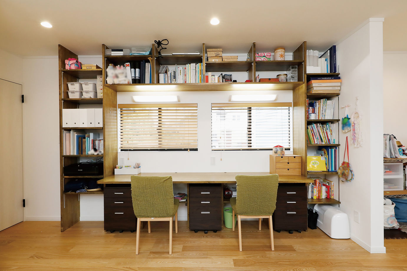 三心 【2000万円台/平屋風2階建て/間取り図】DIYも楽む家づくり。中庭を囲むコの字型の一部二階建て平屋注文住宅の建築実例画像5