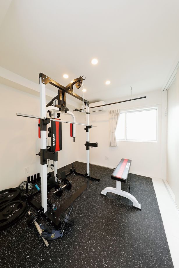 三心 【ビルトインガレージ/デッキテラス/間取り図】2階LDKとつながる明るく開放的でプライベートな屋外空間の家の建築実例画像9