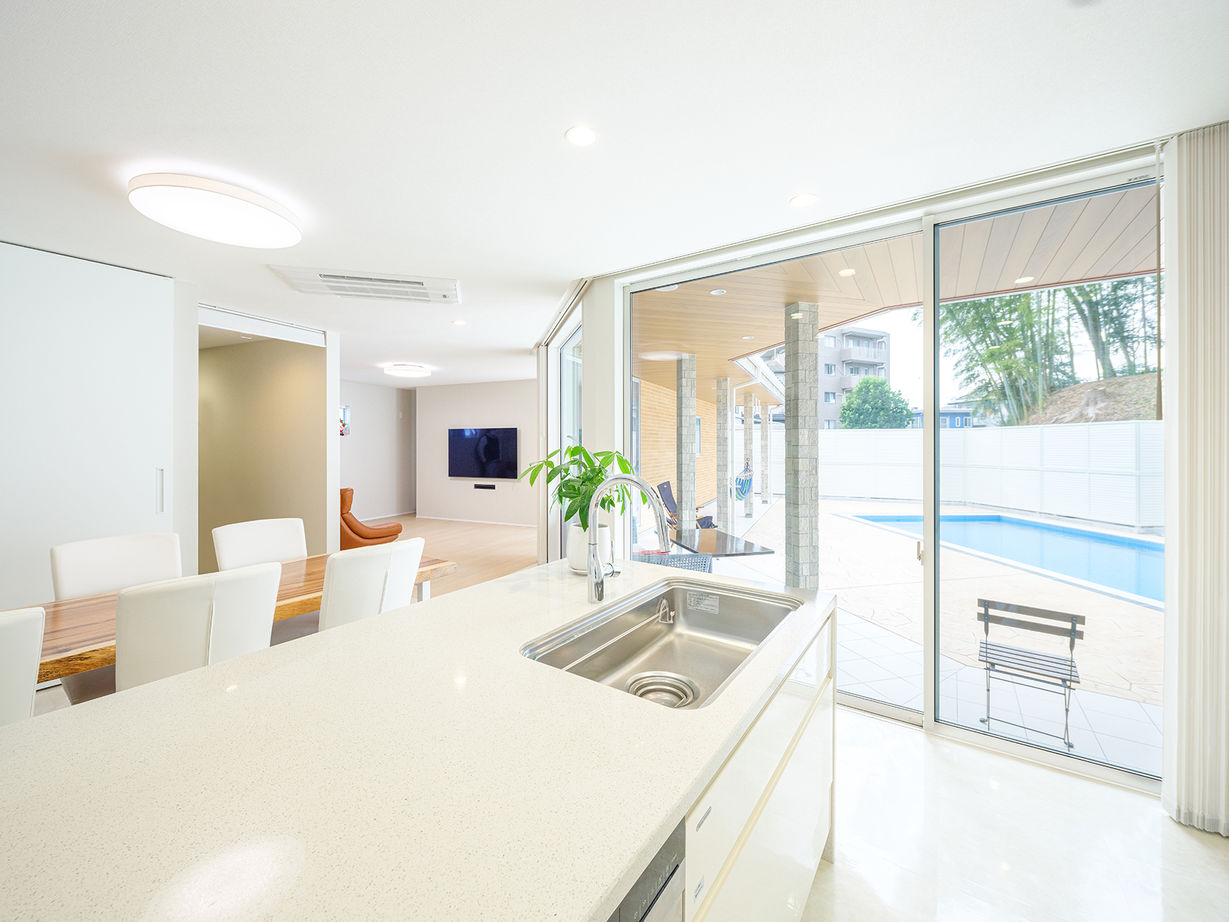 三心 【神奈川県/サウナのある家/プールのある家/間取り図】三心の設計力で叶った、夢のリゾートスタイル！の建築実例画像5