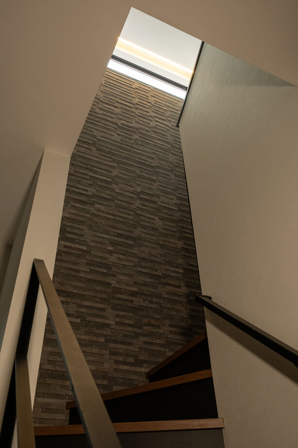 三心 【2000万円台/2階LDK/間取り図】ガレージハウスにカフェのくつろぎを。趣味と暮らしが融合した住まいの建築実例画像6