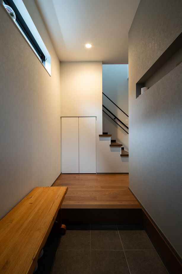 三心 【2000万円台/2階LDK/間取り図】ガレージハウスにカフェのくつろぎを。趣味と暮らしが融合した住まいの建築実例画像9