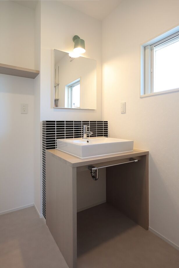 古郡ホーム 自然の恵みを存分に受けられる土間空間とＬＤＫが繋がる住まいの建築実例画像5