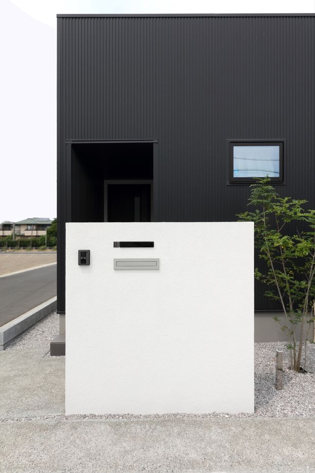 古郡ホーム 【平屋＋α/間取り図あり】意匠にこだわり居心地を重視　２つの中庭がある住まいの建築実例画像8