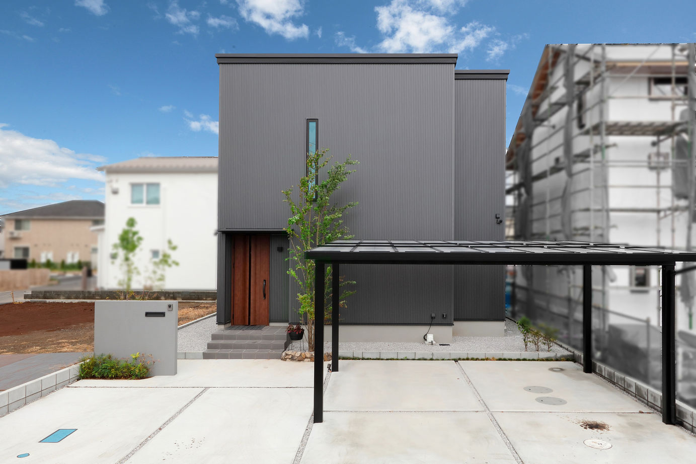 古郡ホーム 【間取り図あり/33坪】外に閉じ、内に開く　光のニュアンスまで魅せる住まいの建築実例画像1