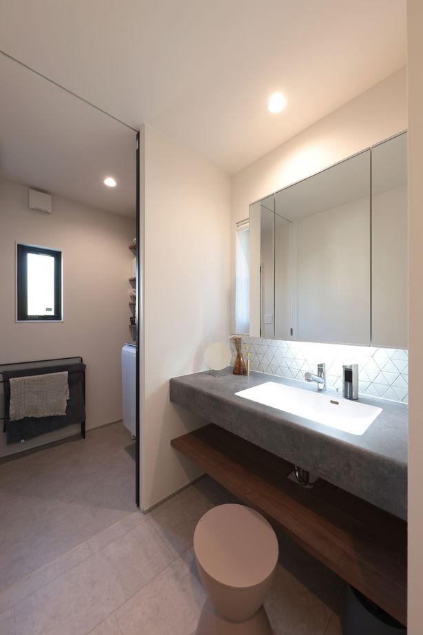 古郡ホーム 【本体価格3000～3499万円/36.3坪】素材を愉しむ無機質な家の建築実例画像4