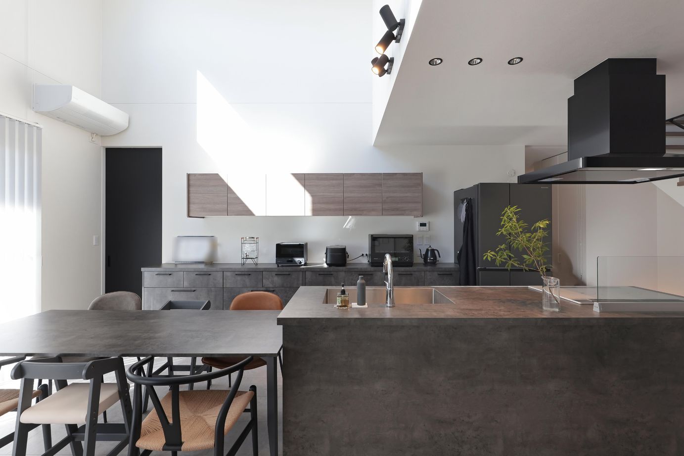 古郡ホーム 【本体価格3000～3499万円/36.3坪】素材を愉しむ無機質な家の建築実例画像5