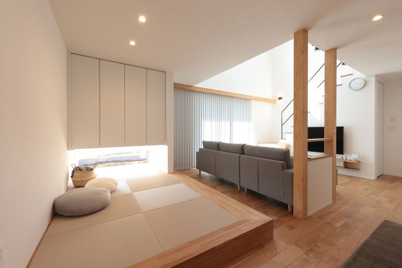 古郡ホーム オープンキッチンで家族と繋がる住まいの建築実例画像2