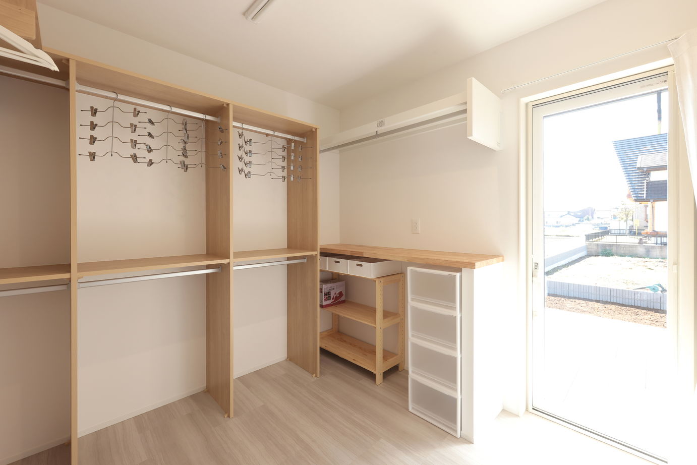 古郡ホーム オープンキッチンで家族と繋がる住まいの建築実例画像3