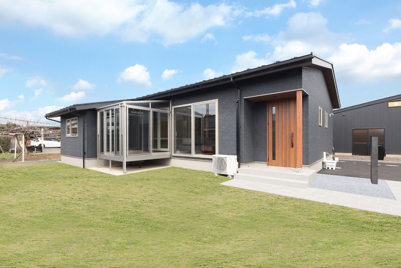 古郡ホーム 【間取り図あり/平屋】「勾配天井の開放感×家事ラク動線」理想の暮らしを叶えた住まいの建築実例画像6