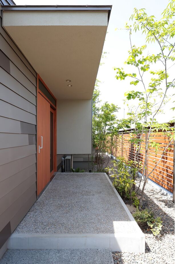 古郡ホーム 【間取り図あり/平屋】四季を感じ、家族が心地よく過ごす住まいの建築実例画像2