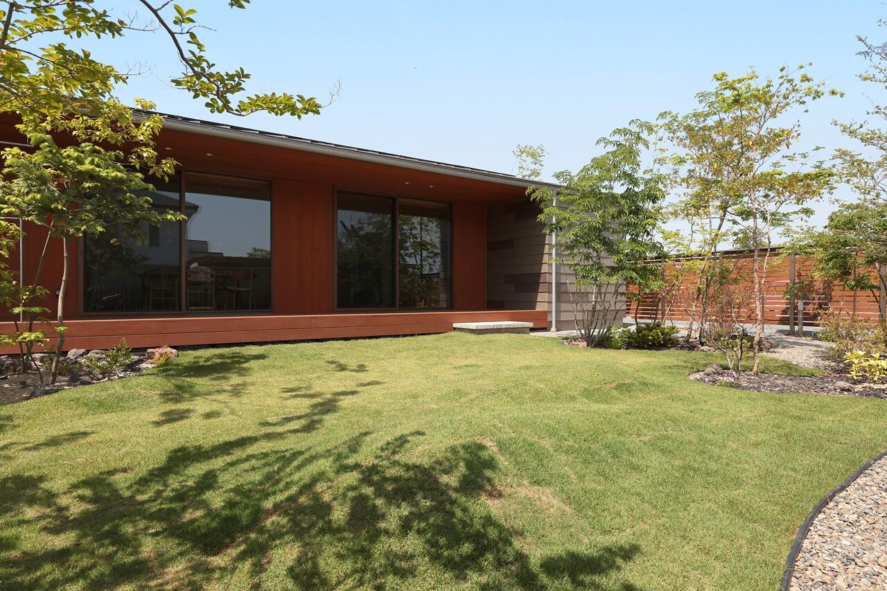 古郡ホーム 【間取り図あり/平屋】四季を感じ、家族が心地よく過ごす住まいの建築実例画像3