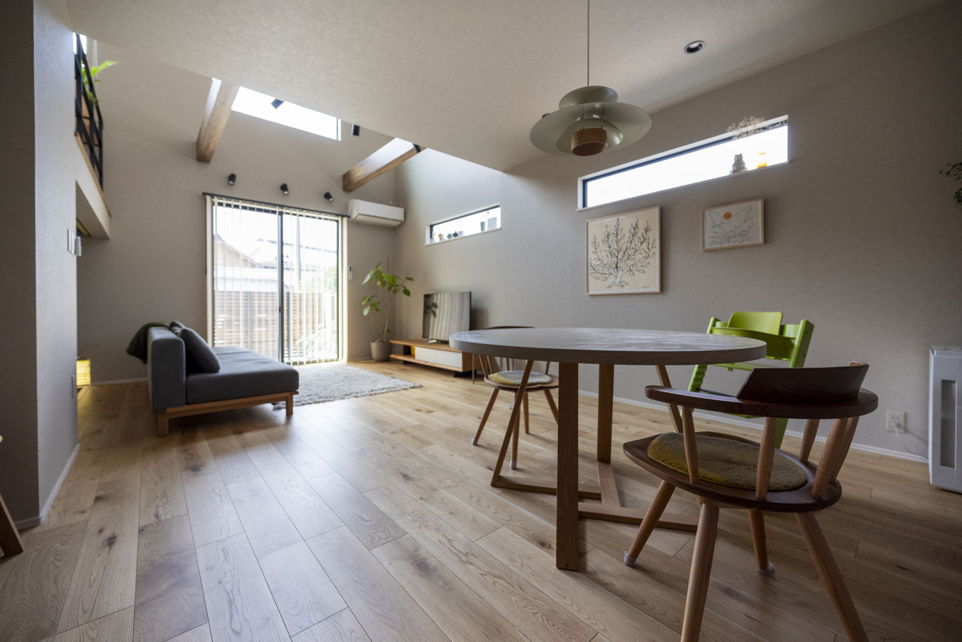 アイデザインホーム 【2000万円台/広島県福山市/土間収納/家事ラク動線】スキップフロアで家族団欒のニュアンスカラーの家の建築実例画像3