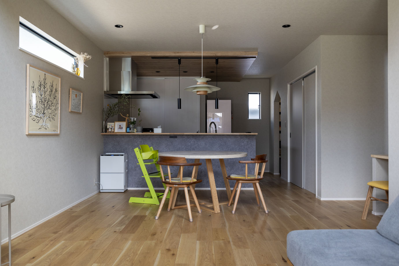 アイデザインホーム 【2000万円台/広島県福山市/土間収納/家事ラク動線】スキップフロアで家族団欒のニュアンスカラーの家の建築実例画像4