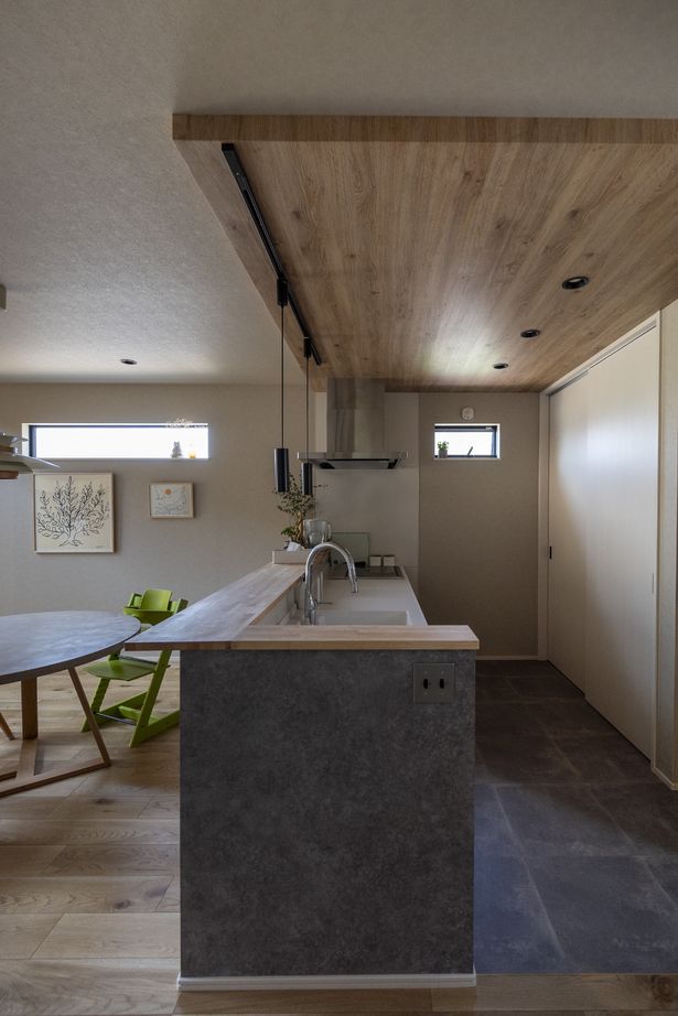 アイデザインホーム 【2000万円台/広島県福山市/土間収納/家事ラク動線】スキップフロアで家族団欒のニュアンスカラーの家の建築実例画像5