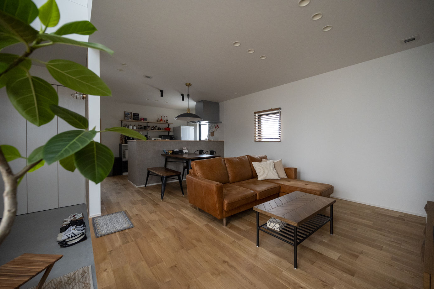 アイデザインホーム 【2000万円台/広島県安芸郡/延床29坪/土間】家事ラク間取りで快適！広い土間を備えた自分達らしく暮らす家の建築実例画像4