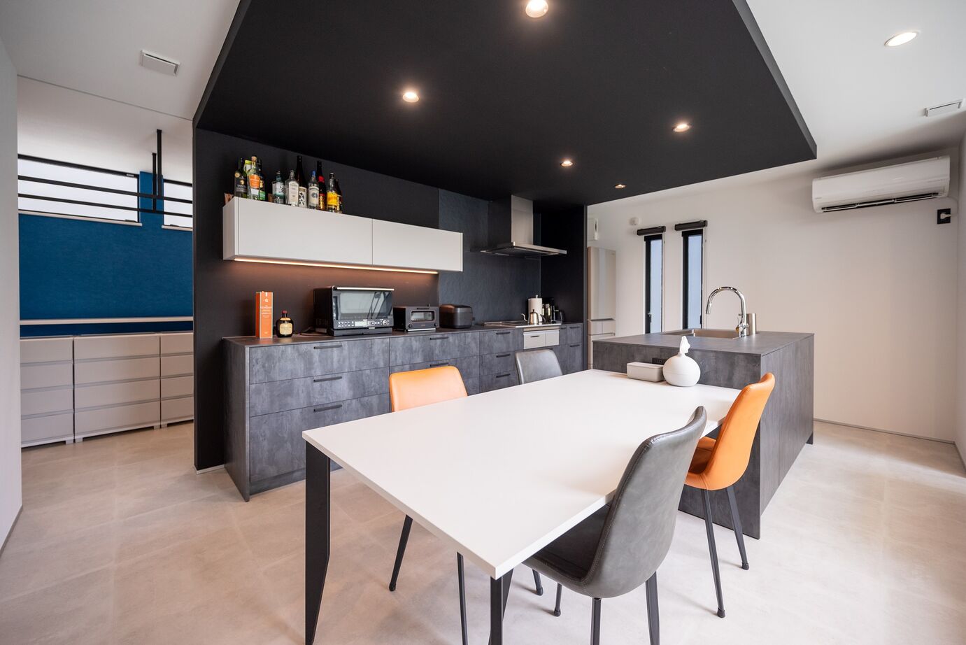 アイデザインホーム 【2000万円台/奈良県生駒市/56坪/家事ラク動線/吹抜け】回遊できる家事ラク動線と小上がり和室のある家の建築実例画像3