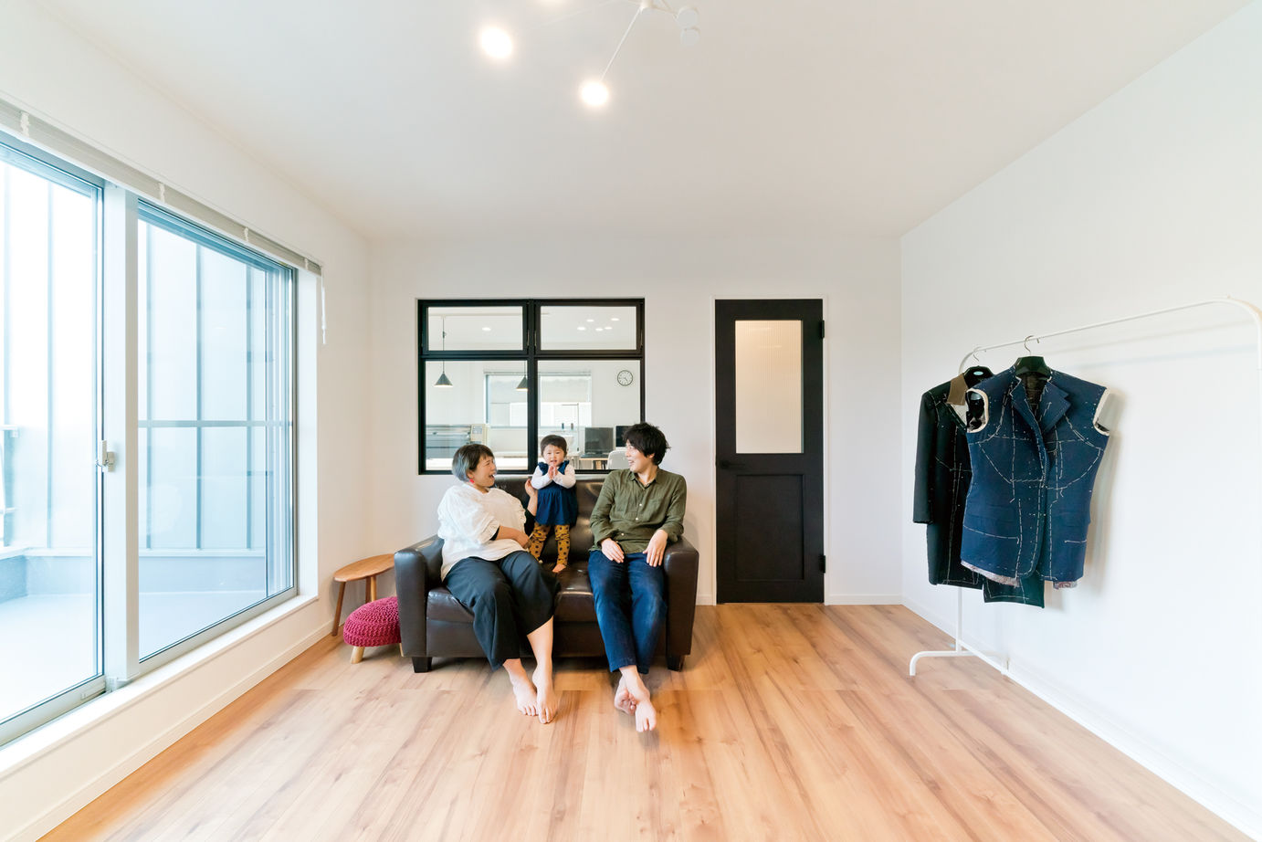 一級建築士事務所　上野工務店 【2500万円～3000万円台・延べ床面積約48坪・茨木市】まるで体育館！子どもが元気いっぱい走り回る22畳LDKの建築実例画像4