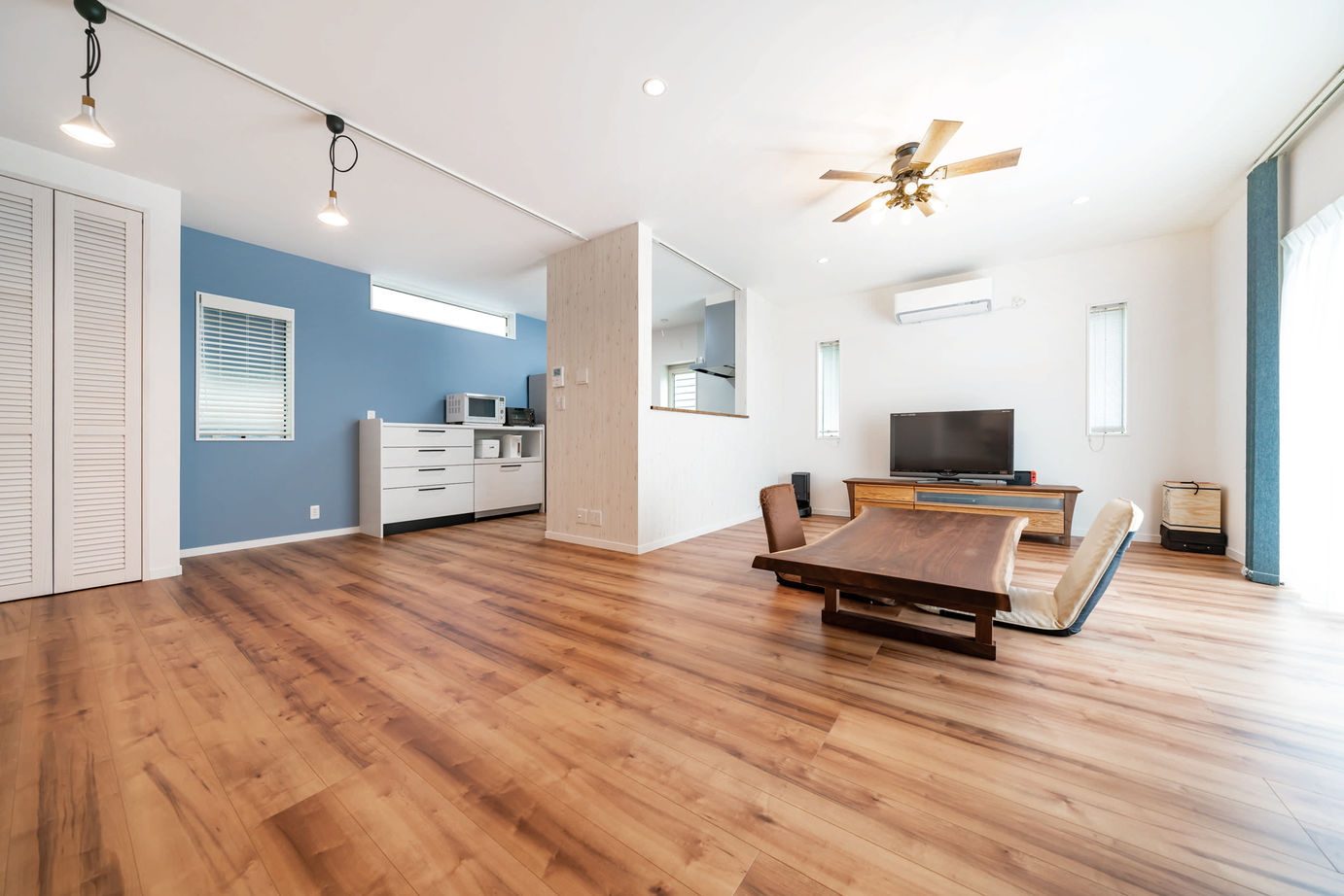 一級建築士事務所　上野工務店 【1000万円台／約30坪／間取り有】収納も住みやすさも大満足！おしゃれで可愛いカリフォルニアテイストの家の建築実例画像4