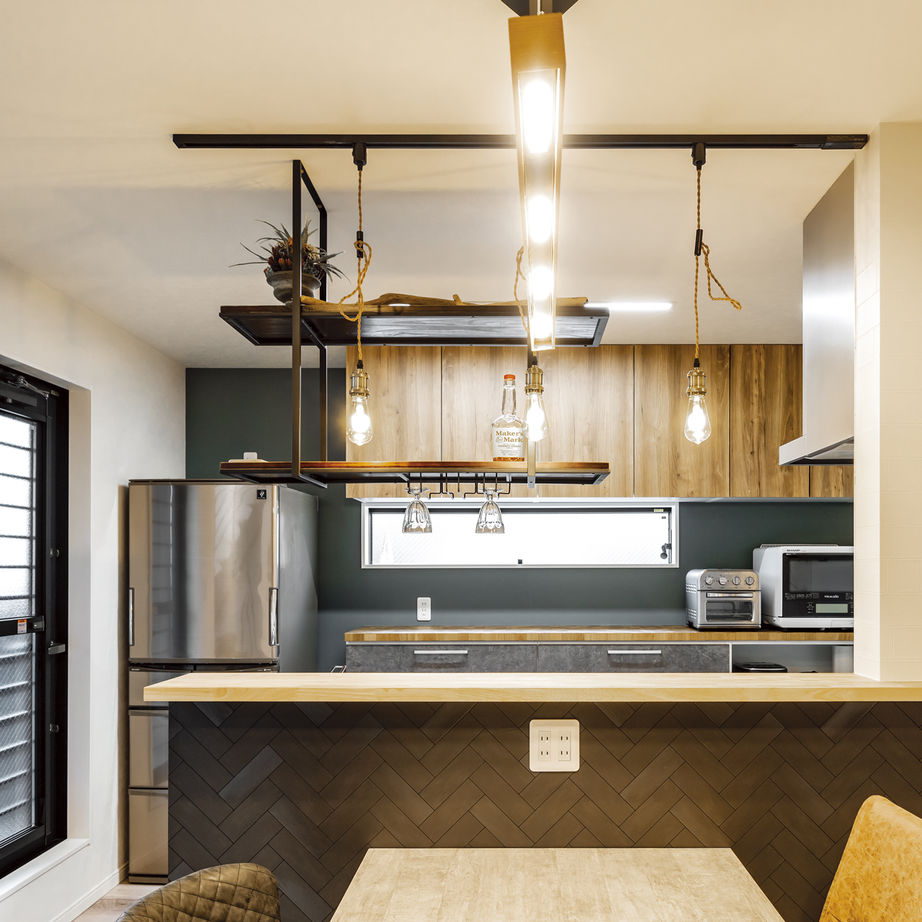 一級建築士事務所　上野工務店 【茨木市・3階建て・1500万円～1999万円】敷地約23坪でも吹き抜けがある開放的な住空間が完成！の建築実例画像5