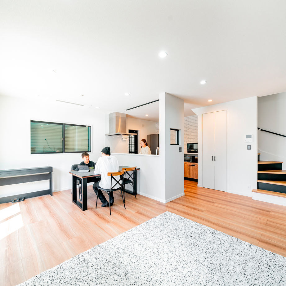 一級建築士事務所　上野工務店 【高槻市・1000万円台・キューブ型デザイン】シンプルでカッコいい。子育て＋家事がしやすい家の建築実例画像5