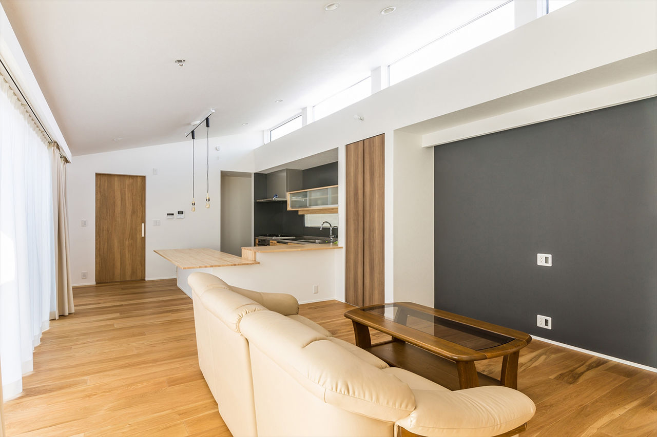 TENアーキテクツ一級建築士事務所 【建築士と建てた家×平屋×中庭】中庭をロの字のように囲んで周囲からの視線をカットする3LDK・約30坪の平屋の建築実例画像4