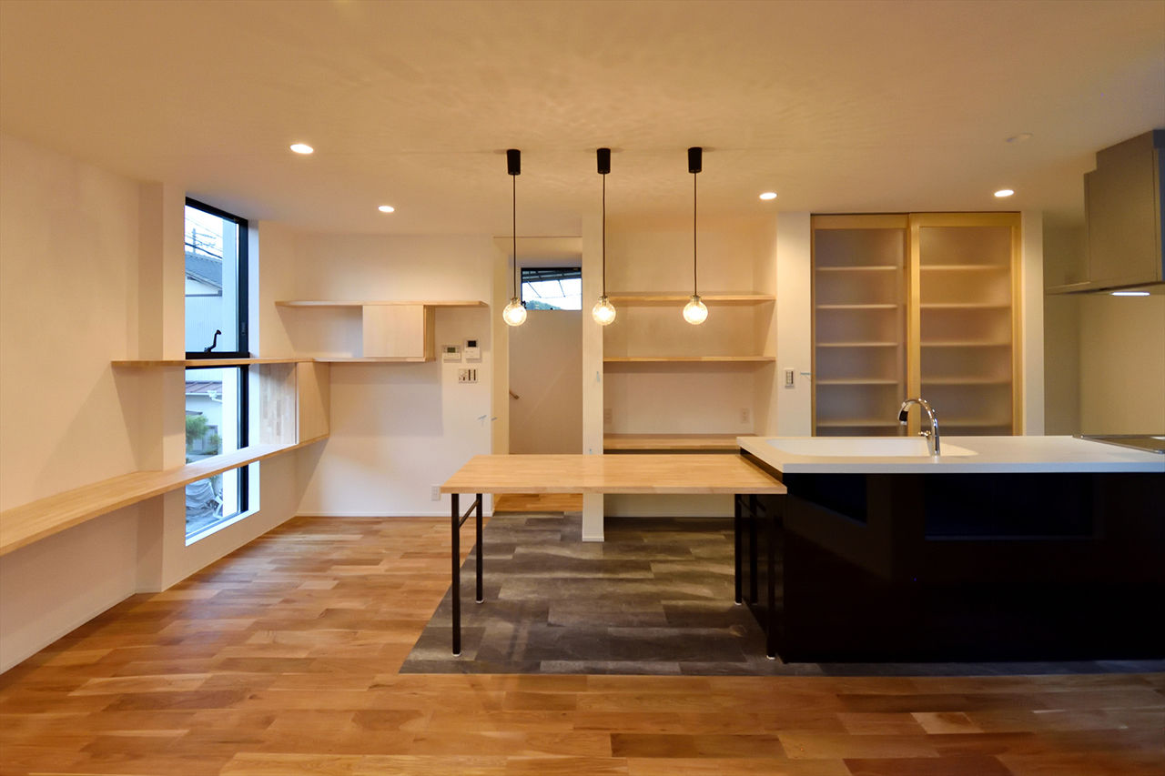 TENアーキテクツ一級建築士事務所 【建築士と建てた家×3階建て×インナーガレージ】約30坪でも庭が欲しい。そこでルーフバルコニーを計画の建築実例画像5