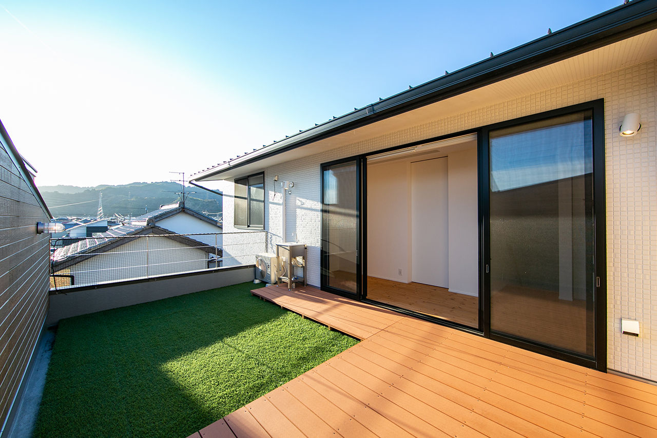 TENアーキテクツ一級建築士事務所 【建築士と建てた家×3階建て×インナーガレージ】約30坪でも庭が欲しい。そこでルーフバルコニーを計画の建築実例画像7