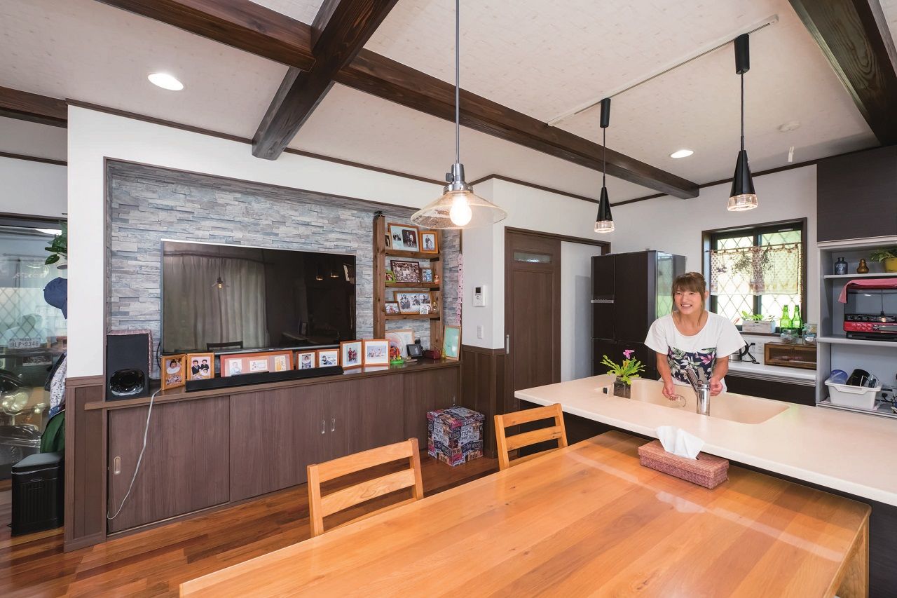 三上建設 【2500～3000万円|50坪台|間取り】リビングから愛車を楽しむ。将来も見据えた、ビルトインガレージ付きの家の建築実例画像9