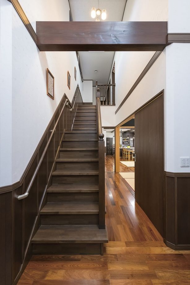 三上建設 【2500～3000万円|50坪台|間取り】リビングから愛車を楽しむ。将来も見据えた、ビルトインガレージ付きの家の建築実例画像12