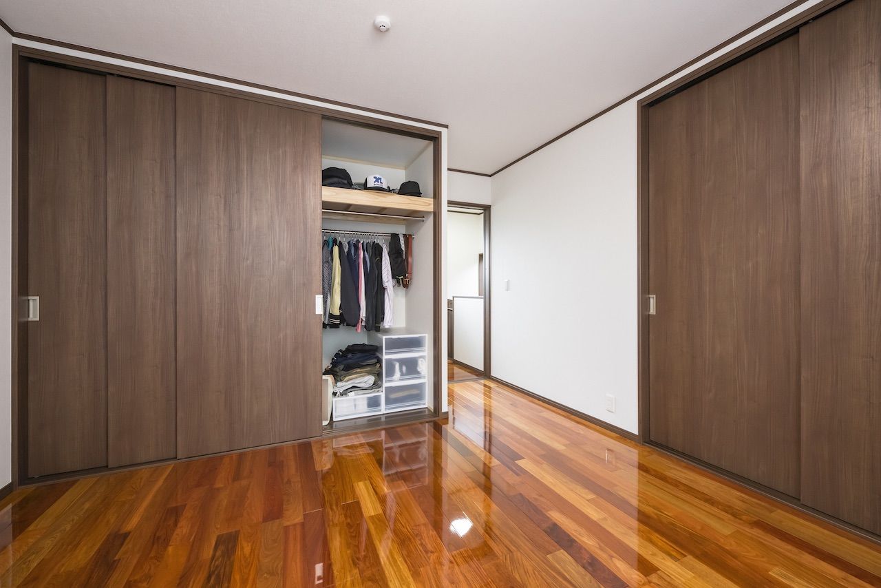 三上建設 【2000万円台|30坪台|ガレージ|収納充実】本格和室のある、趣味も楽しめるガレージ付きの住まいの建築実例画像8