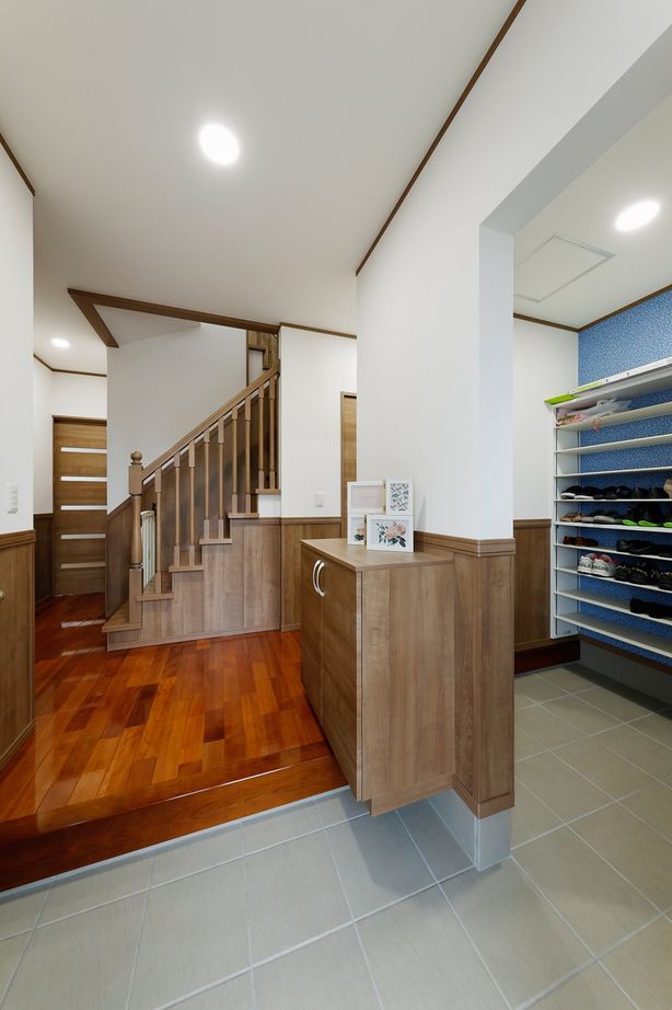 三上建設 【2000万円台|30坪台|間取り図有】ぐるっと回遊できる動線でストレスフリーな暮らしを叶えた住まいの建築実例画像8