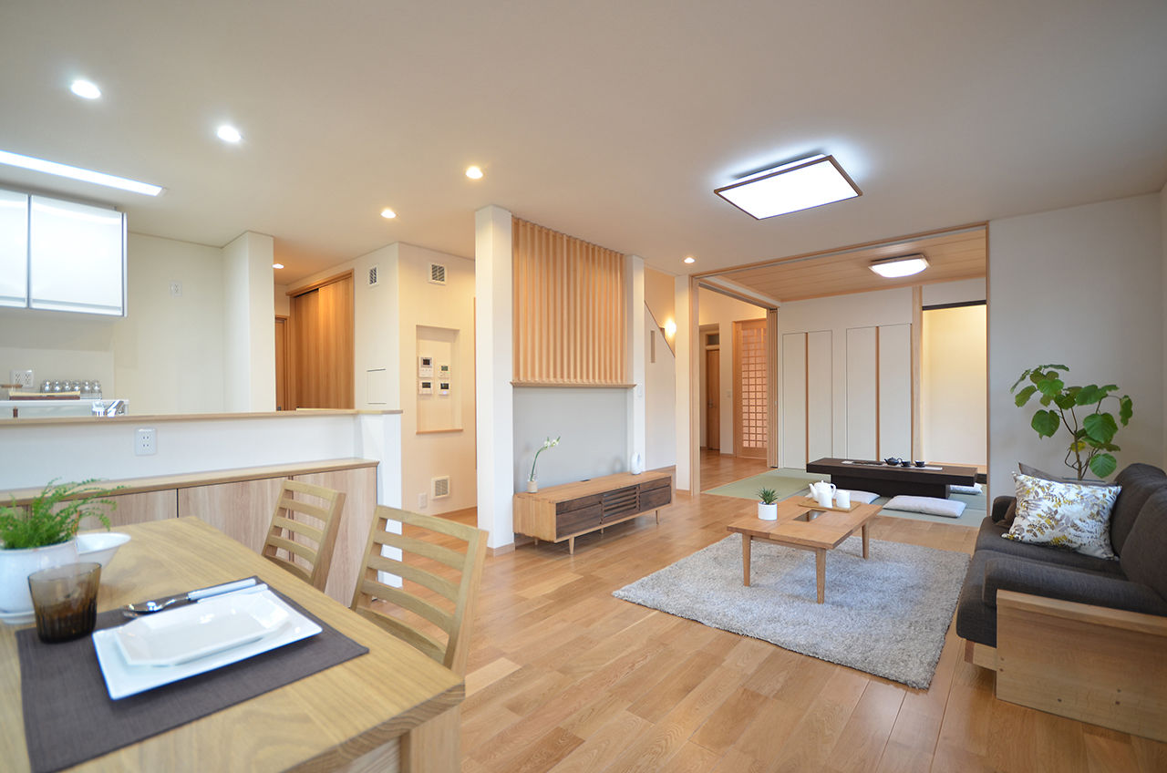 北新建工 【3000万円台｜富山市】外断熱と新換気で、仕切りのない開放的な間取りに！将来に備えた平屋ライクの家の建築実例画像3